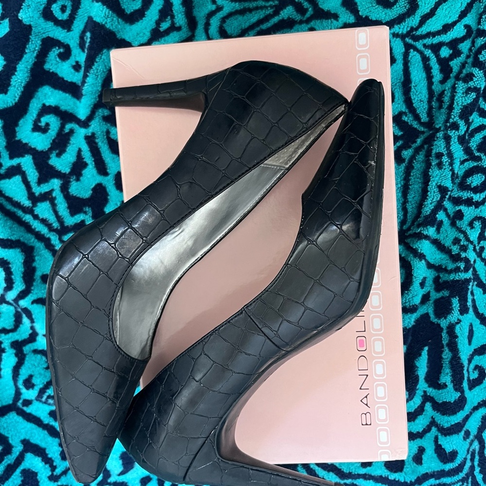Bandolino Black Stiletto Heels